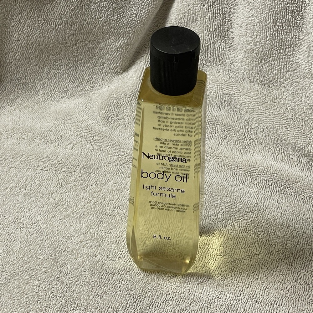 Neutrogena Body Oil Light Sesame Formula 8 Fl Oz NEW‎ SEALED
